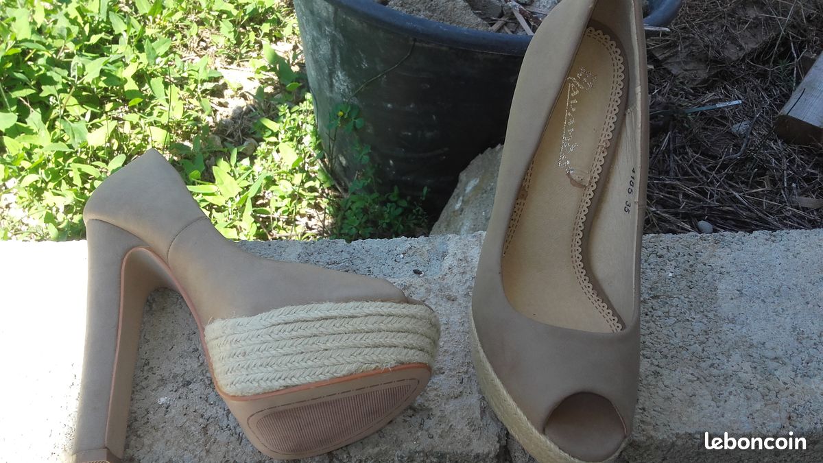 Escarpin beige (image 1)