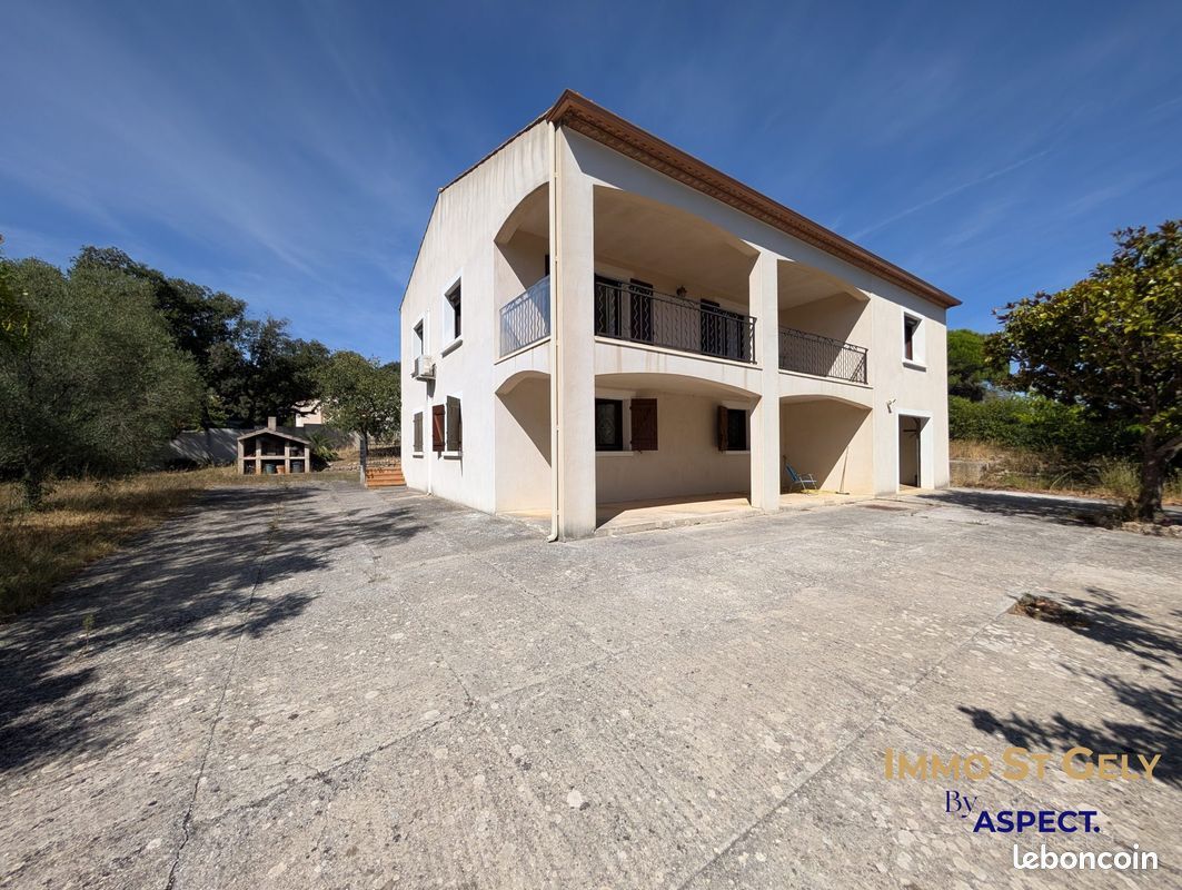 Maison 6 pièces 186 m² · à Combaillaux · 186 m² · 648 000 €