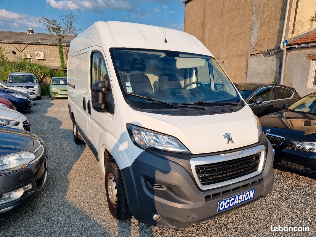Peugeot BOXER 2.0 BLUEHDI 110 CV 3 PLACES (image 2)