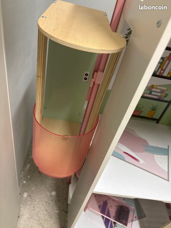 Maison de barbie (image 3)