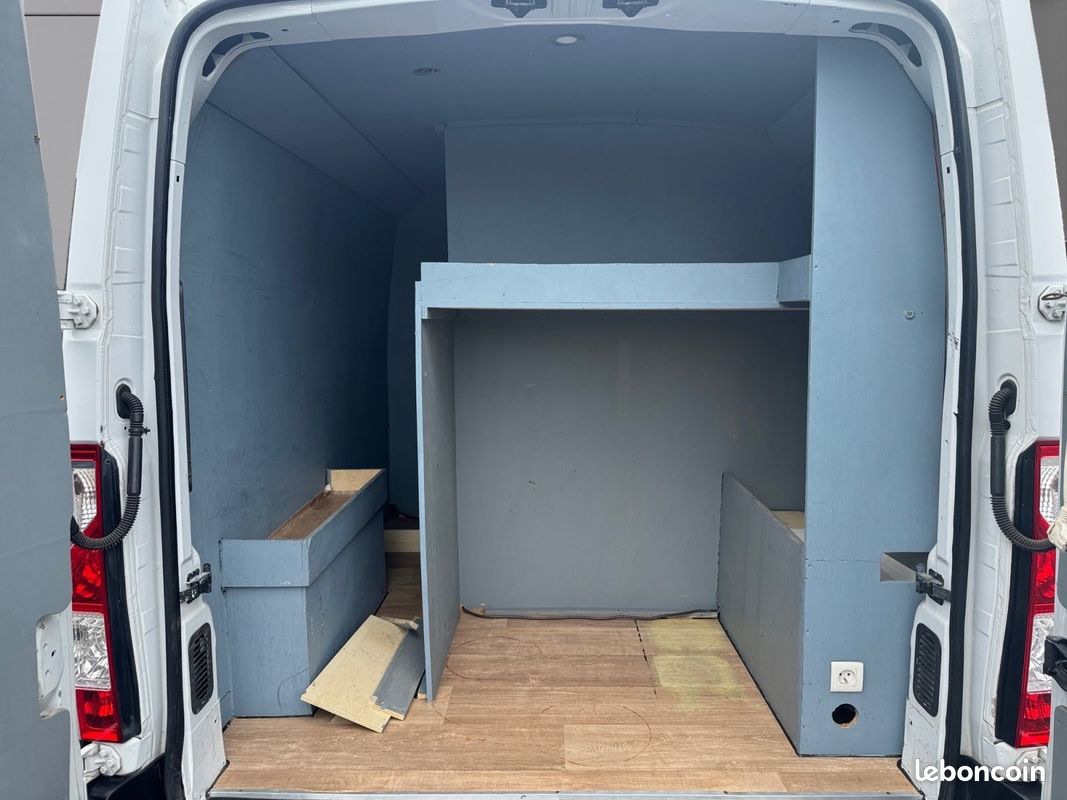 RENAULT MASTER FOURGON GRAND CONFORT - Rég/Lim de vitesse - Radar de recul (image 19)