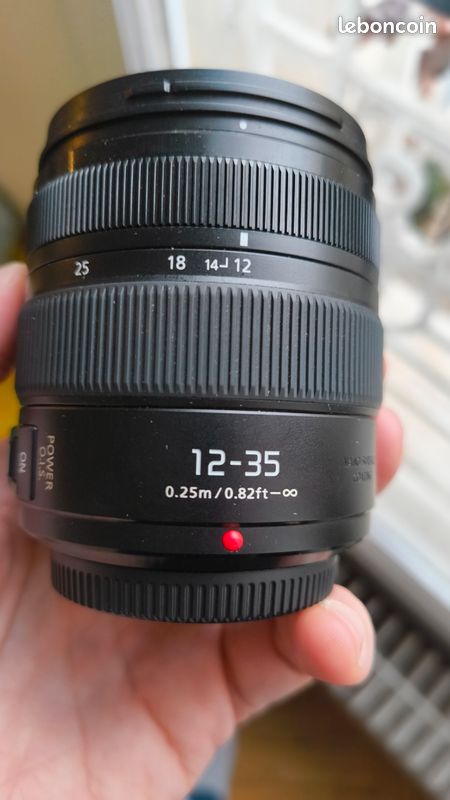 Panasonic Lumix 12-35mm F2.8 (image 2)