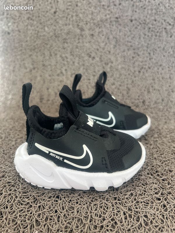 Baskets pour bébés Nike Flex Runner 2 noir pointure 17 (image 3)