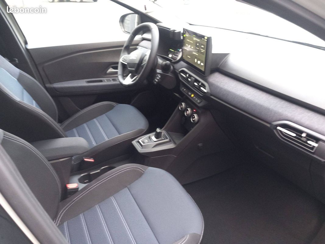 DACIA Jogger Hybrid 155 7 places Journey (image 14)