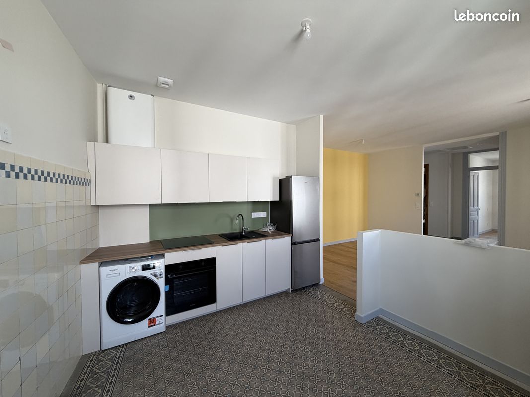 Appartement 2 pièces 54 m² · à Grenoble · 54 m² · 740 €