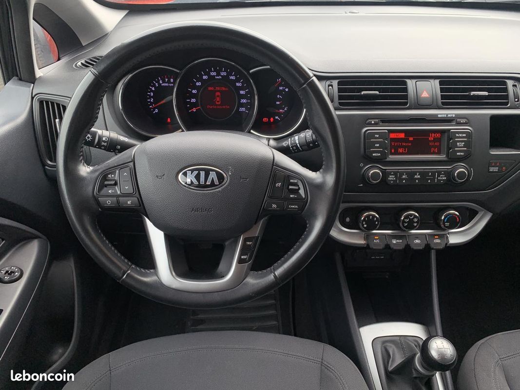 KIA RIO 1.2i 85 CH Style (image 13)