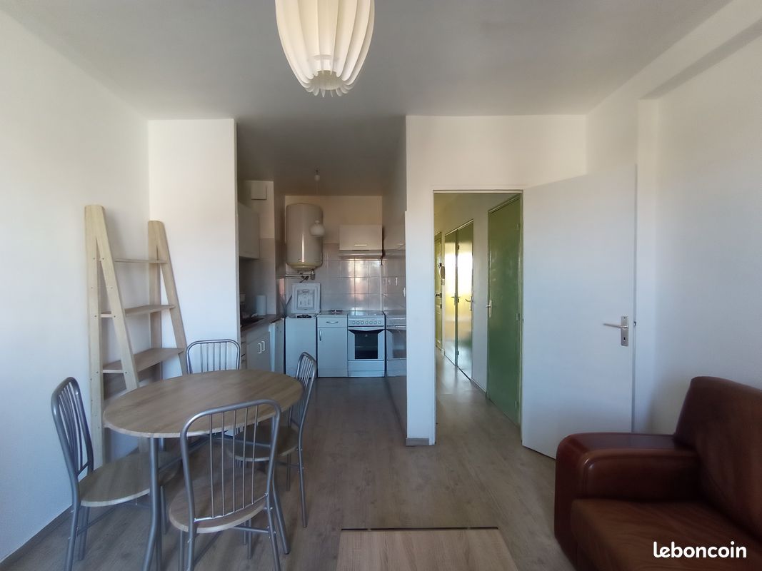 Appartement 2 pièces 36 m² · à Romans-sur-Isère · 36 m² · 500 €