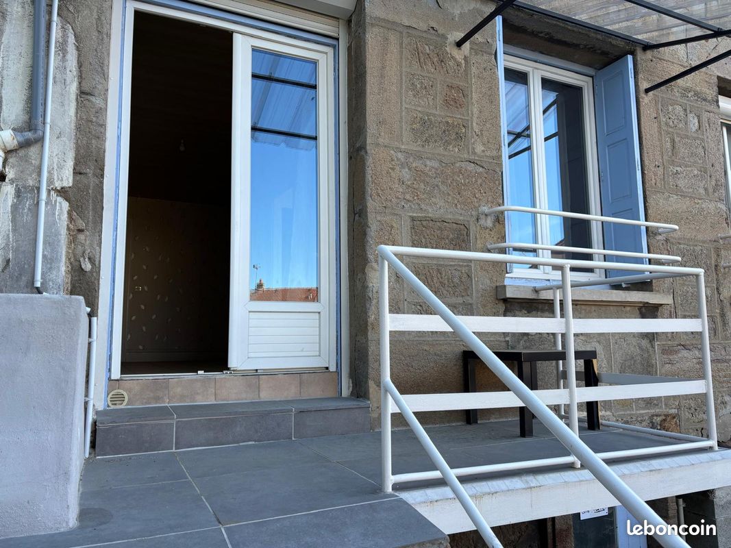 Appartement 3 pièces 53 m² · à Saint-Genest-Lerpt · 53 m² · 99 900 €