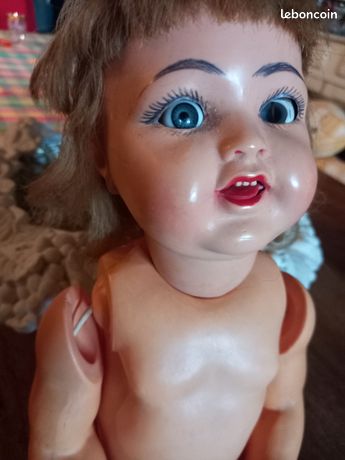 Poupée folklorique 21cms - celluloid - PETITCOLLIN - début des années 1950 - Collection
