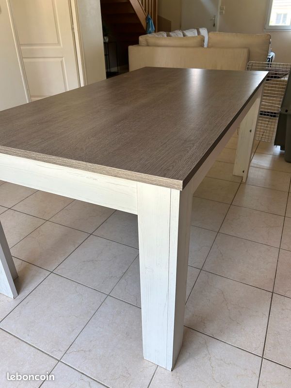 Table de salle à manger (image 3)