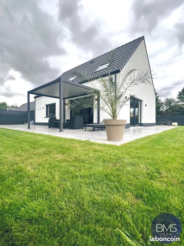 Maison 4 pièces 131 m² · à Râches · 131 m² · 369 500 €