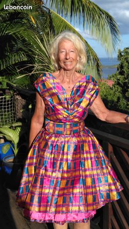 Costume Traditionnel Antillais Vetement Antillais Robe