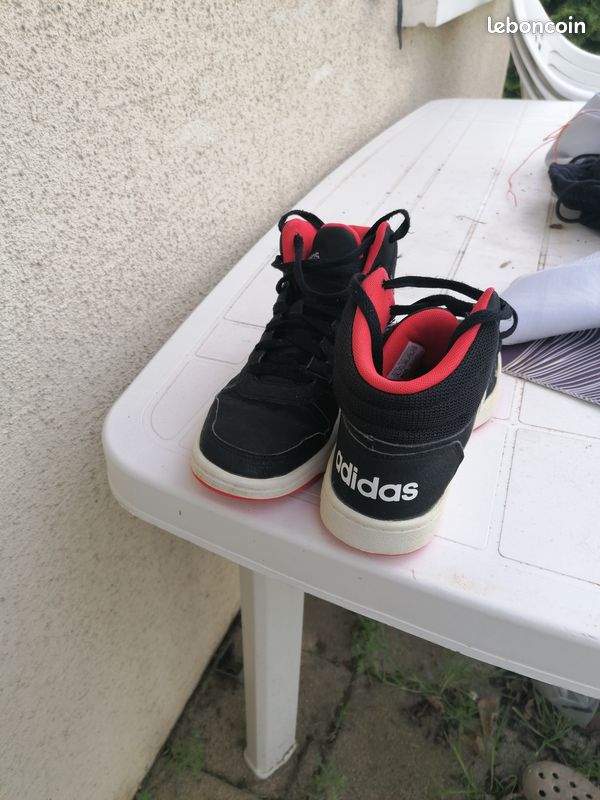 Basket Adidas pointure 36 (image 3)