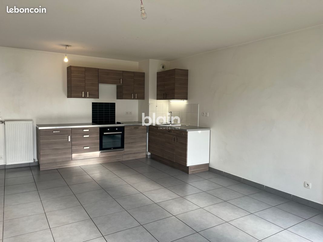 Appartement a louer fontaine - 3 pièce(s) - 64 m2 - Surfyn