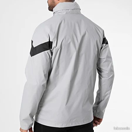 Veste coupe vent running Puma Mercedes Amg Petronas F1 Team