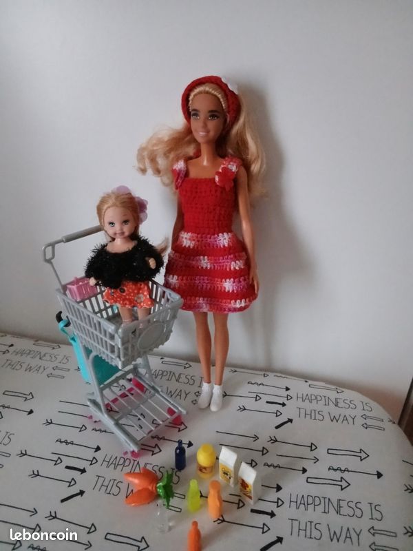 Poupée barbie au supermarché avec sa fille et son chariot fls91