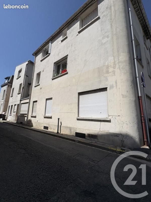 Immeuble 300 m² · à Saint-Quentin · 300 m² · 299 990 €