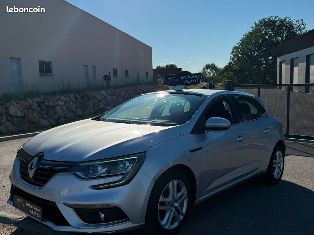RENAULT MEGANE IV BERLINE BUSINESS 1.5 dCi 115 Business boîte automatique (image 3)