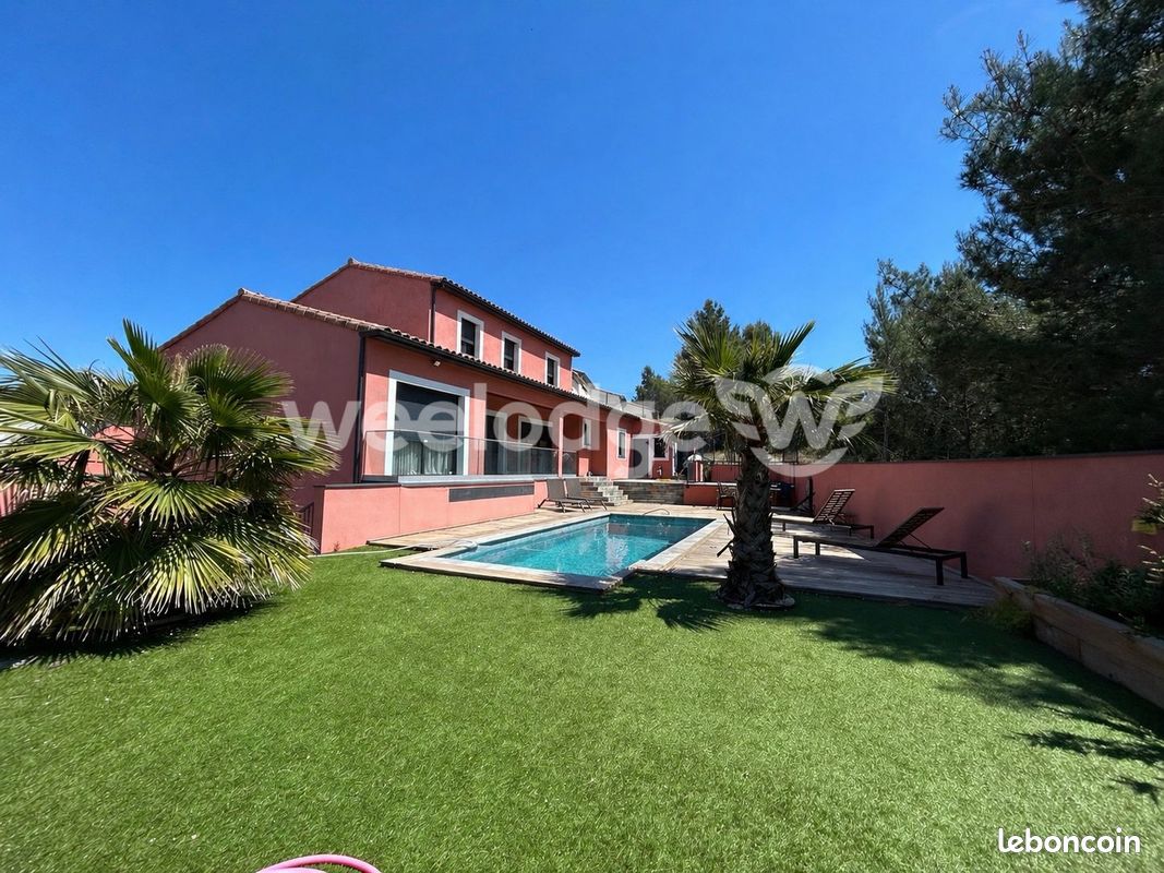 Maison 8 pièces 186 m² · à Boulbon · 186 m² · 595 000 €