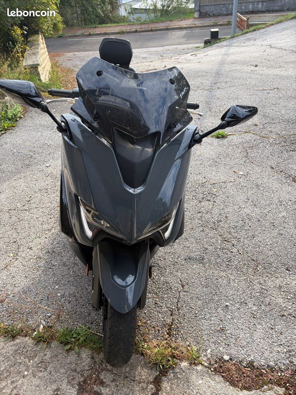 Tmax 560 tech max (image 1)