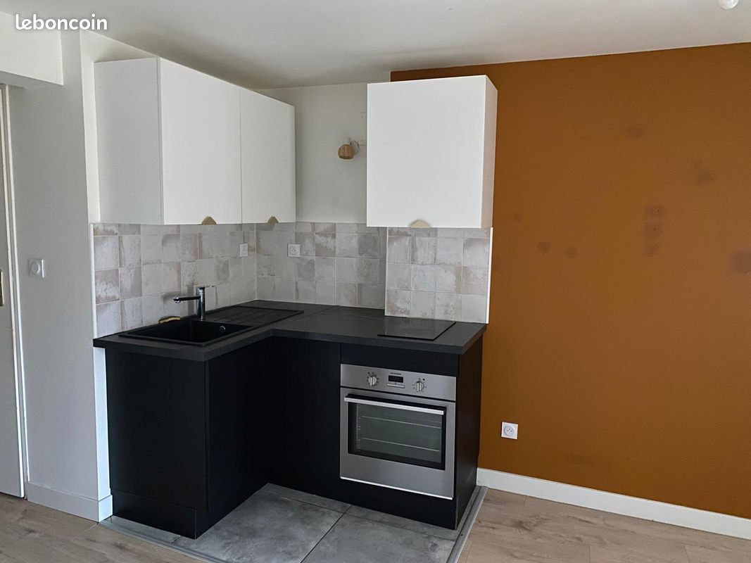 Appartement 2 pièces 35 m² · à Villeneuve-sur-Yonne · 35 m² · 460 €/mois