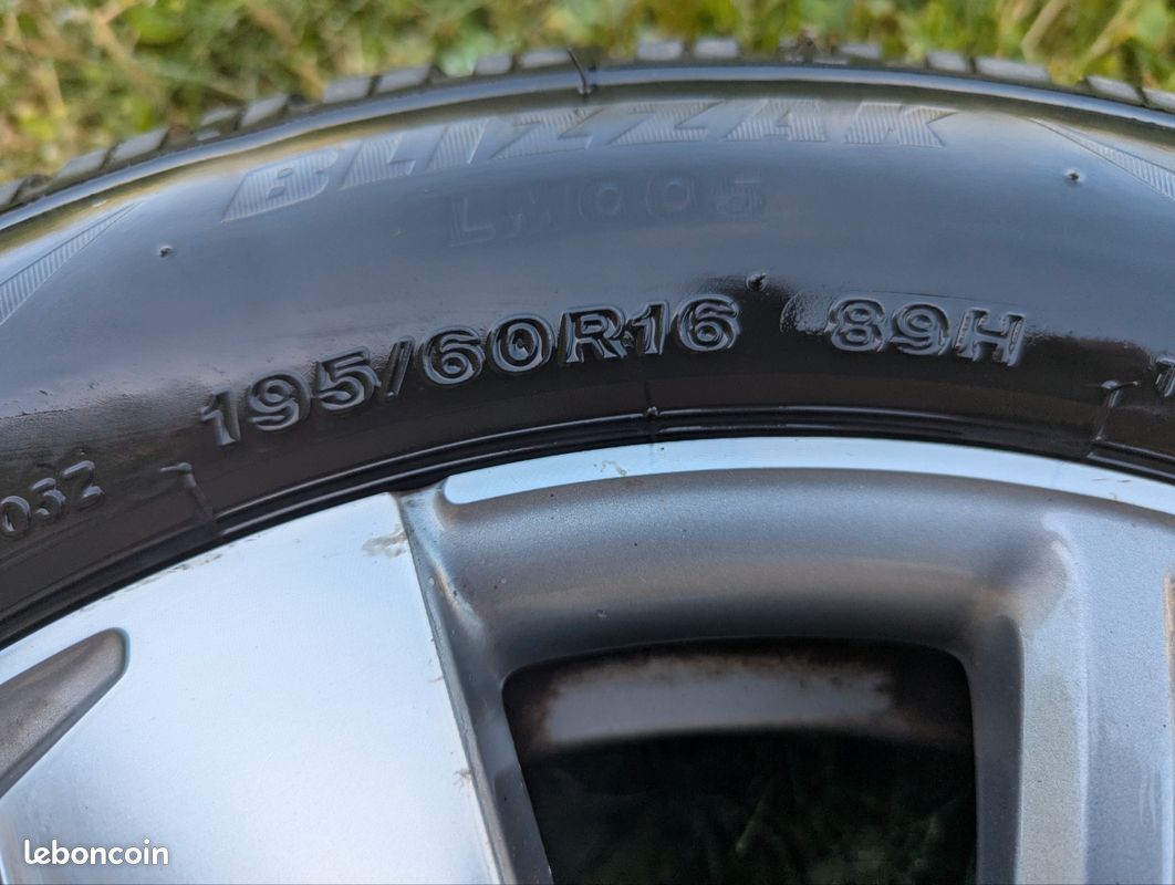 4 jantes alu Peugeot 16 pouces (image 2)