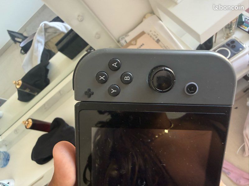 Switch (image 3)