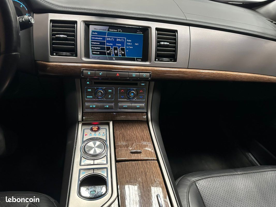Jaguar xf s 3.0 v6 portfolio 275 cv (image 14)