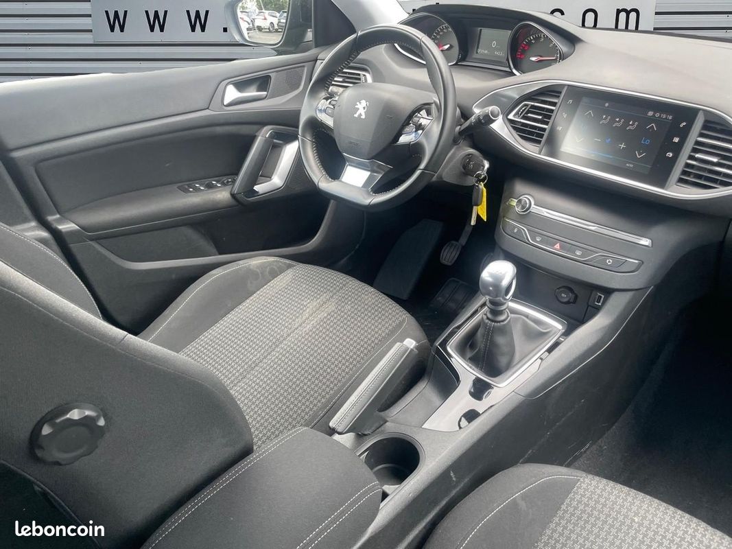 PEUGEOT 308 SW AFFAIRE 1.5 BlueHDi 130 Active Business (image 16)