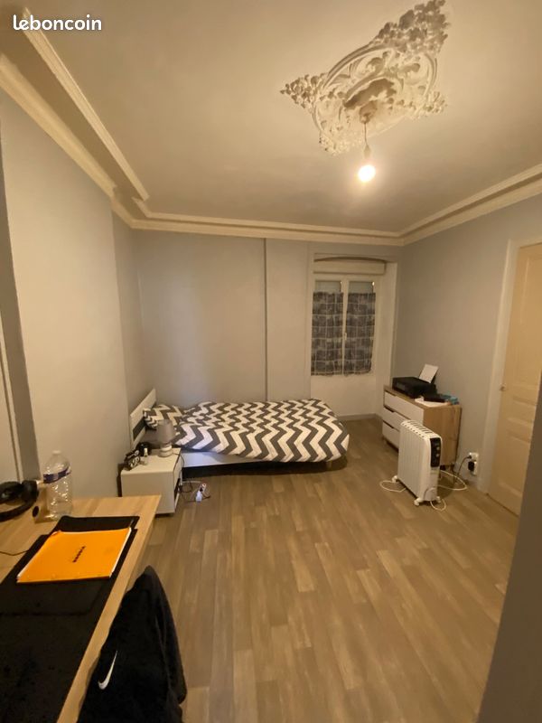 Appartement 2 pièces 28 m² · à Laval · 28 m² · 375 €