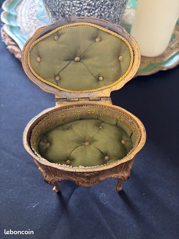 Boîte à Bijoux Ancienne En Régule Doré Forme Commode - Occasion Bel état