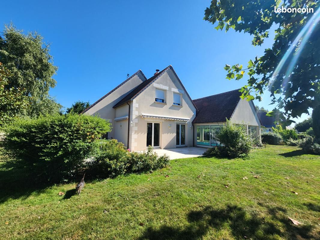 Maison 7 pièces 246 m² · à Esvres · 246 m² · 500 000 €