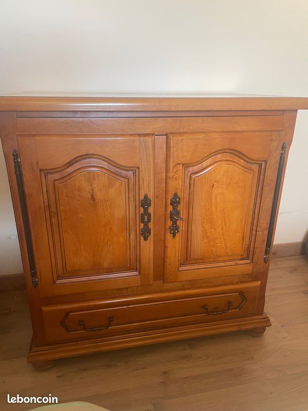Meuble en bois (image 2)