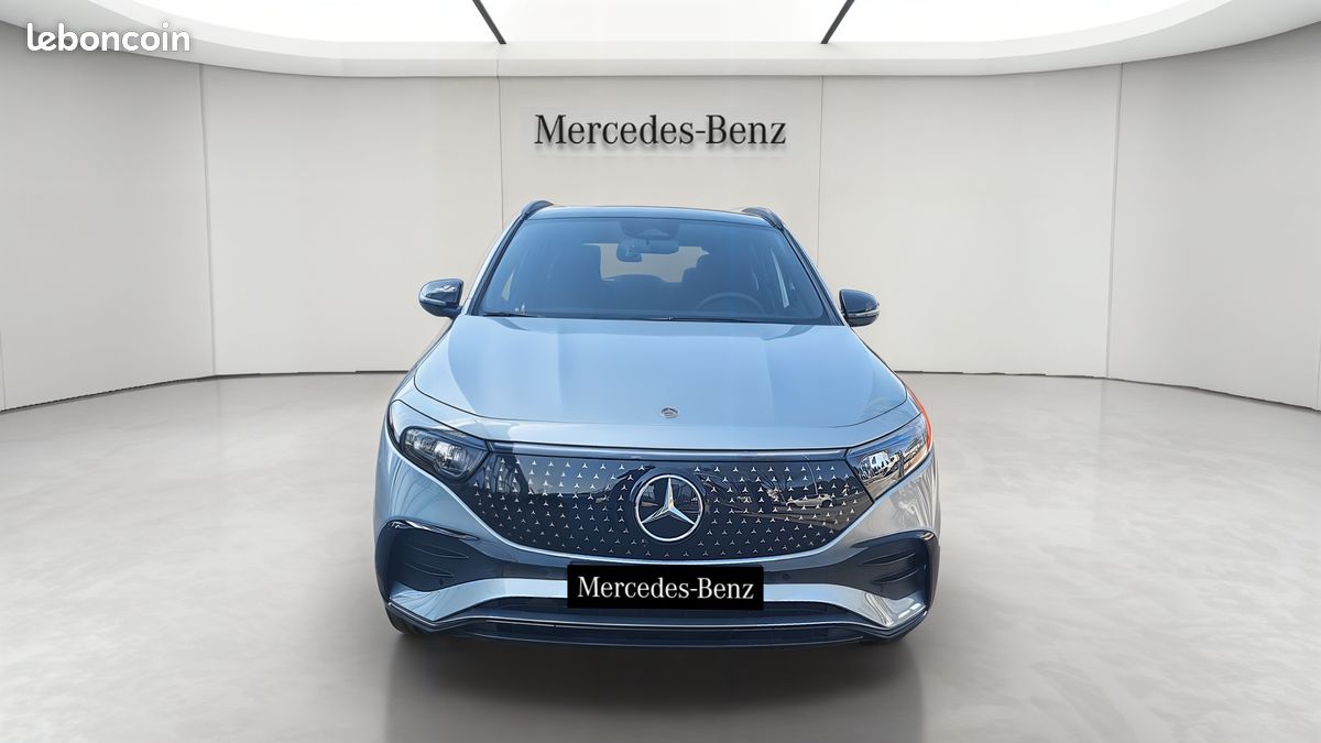 MERCEDES EQA 300 4Matic Business Edition Executive (image 8)