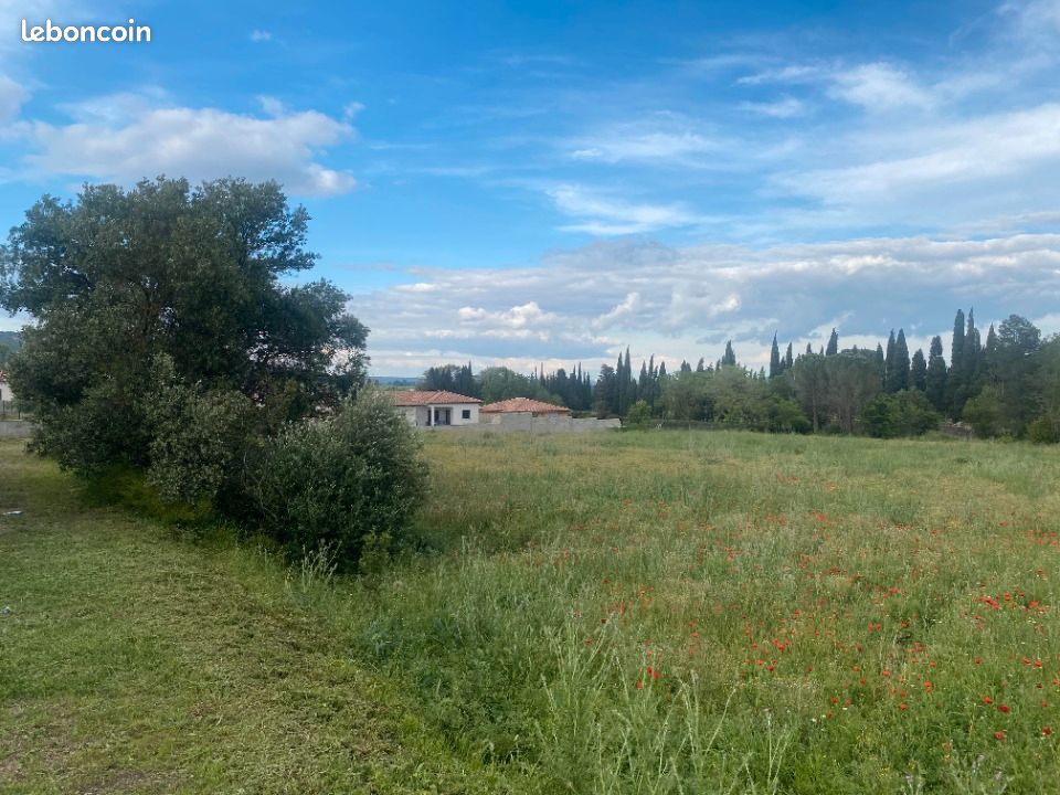 Terrain 698 m² Thezan Des Corbieres · à Thézan-des-Corbières · 97 500 €