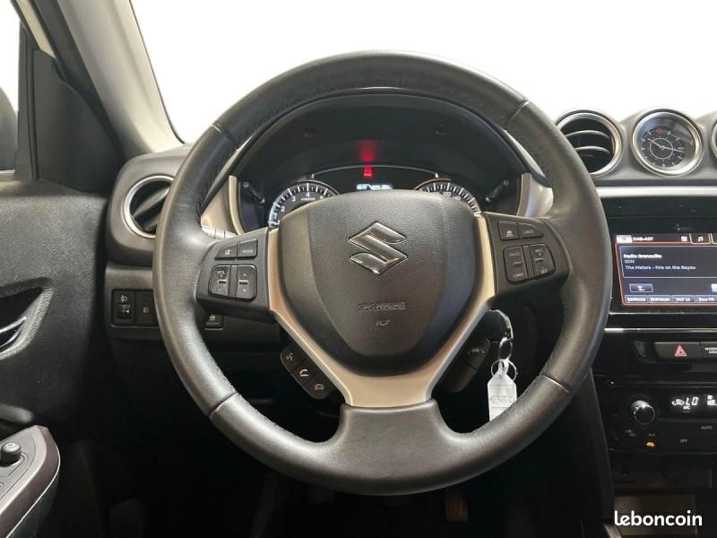 Suzuki Vitara 1.0 Boosterjet 111ch Privilège Allgrip (image 15)