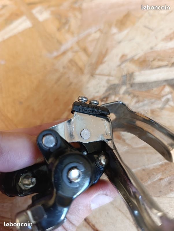 Shimano Deore LX FD-M567 – Dérailleur Avant Triple NOS – Neuf En Boîte