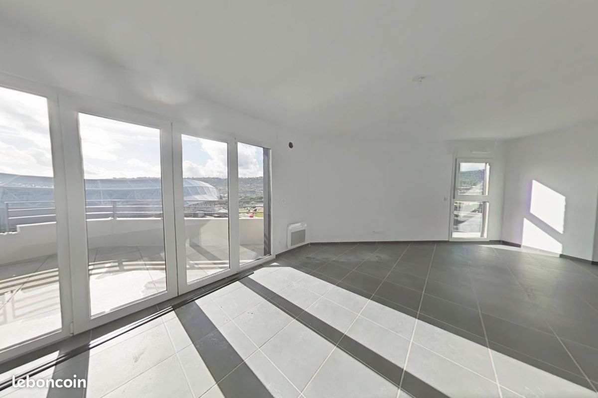 Appartement 4 pièces 84 m² · à Nice · 84 m² · 1 300 €/mois