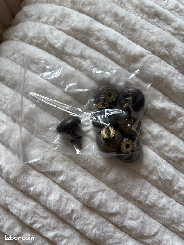 Lot de 6 boutons de meuble vintage en métal / bronze vieilli (image 2)
