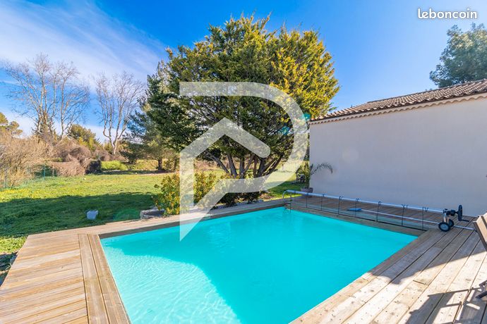 Villa 6 pièces 165 m²