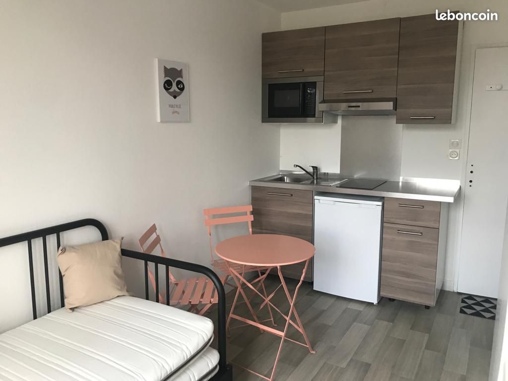 Appartement 1 pièce 18 m² · à Dijon · 18 m² · 450 €