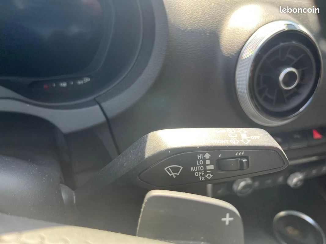Audi A3 1.4 TFSI 150ch Design Luxe (image 19)