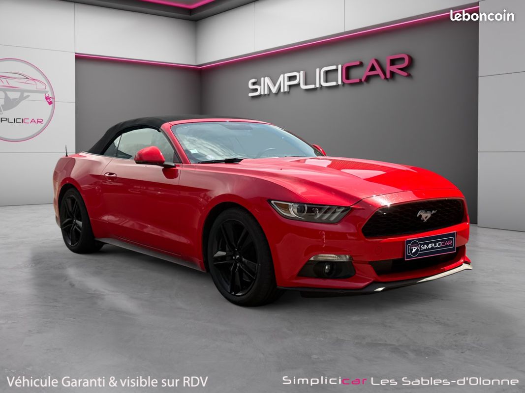 FORD MUSTANG VI CABRIOLET 2.3 ECOBOOST BV6 CONVERTIBLE 317Ch ligne ford performance sièges ventilés et chauffants Garantie 12 mois (image 1)