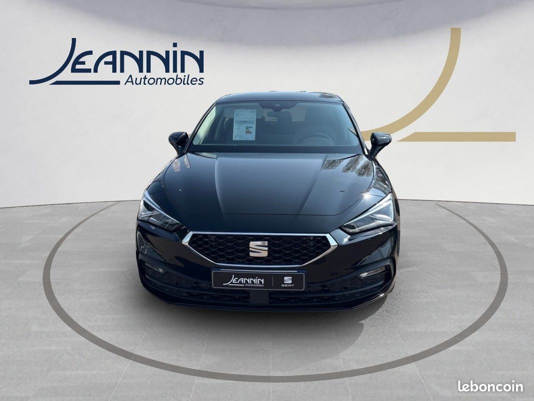 SEAT Leon 1.5 eTSI Hybrid 115 DSG7 Copa (image 8)