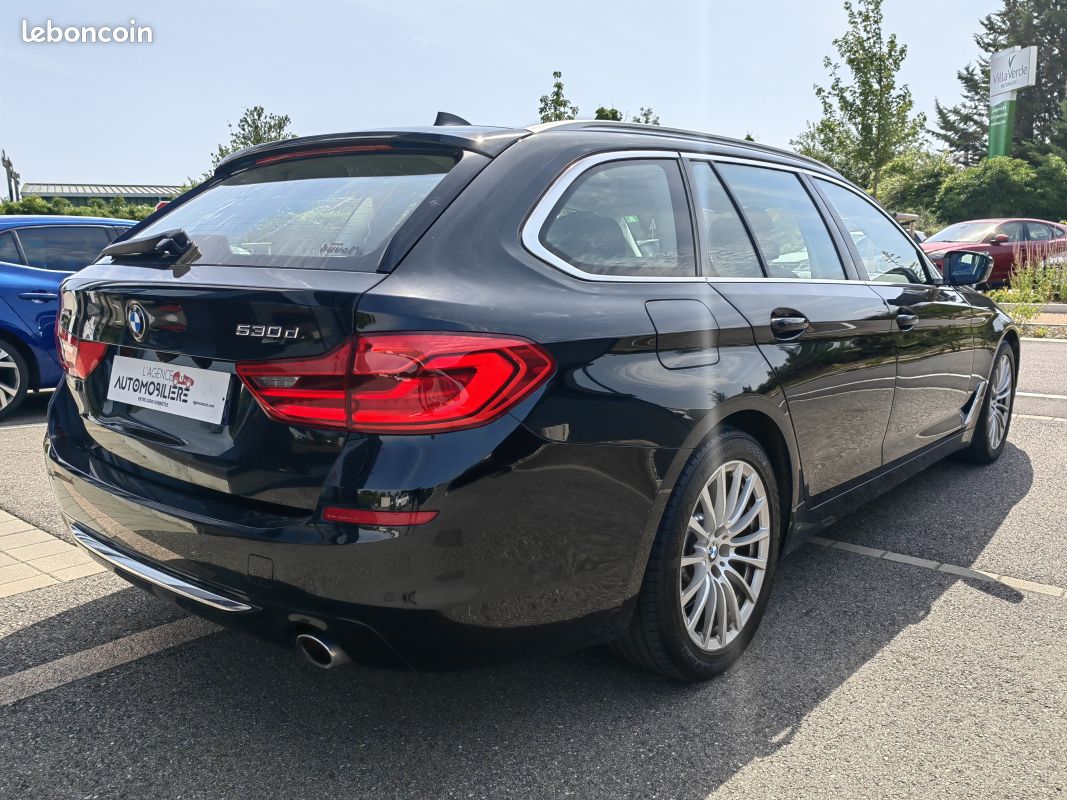 BMW Série 5 TOURING (G31) 530D XDRIVE 265 LUXURY TOIT PANO - GARANTIE 12 MOIS (image 2)