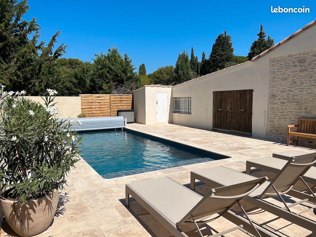 Maison 4 pièces 135 m² · à L'Isle-sur-la-Sorgue · 135 m² · 950 000 €
