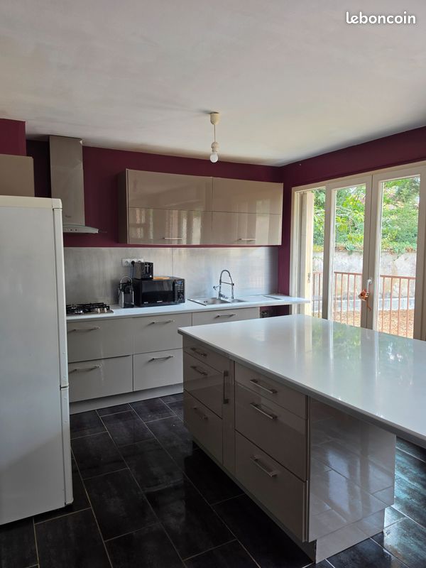 Appartement 2 pièces 51 m² · à Auxerre · 50,6 m² · 100 000 €