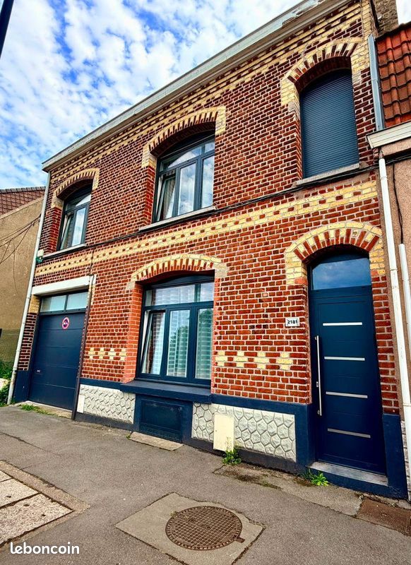 Maison 8 pièces 237 m² · à Dunkerque · 237 m² · 332 000 €