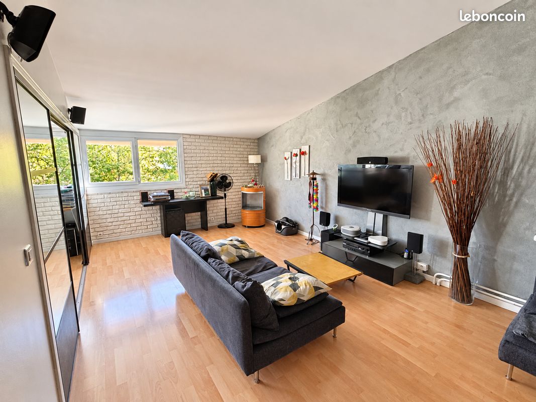 Appartement 4 pièces 87 m² · aux Ulis · 87 m² · 230 000 €