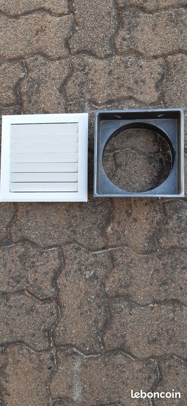 Grille de ventilation avec cadre pour cheminée (image 1)